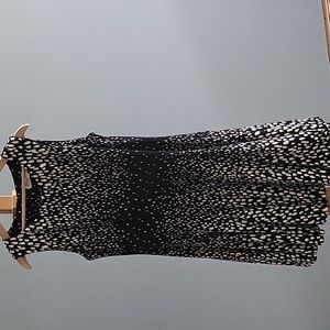 Black and White Geometric Swing Dress